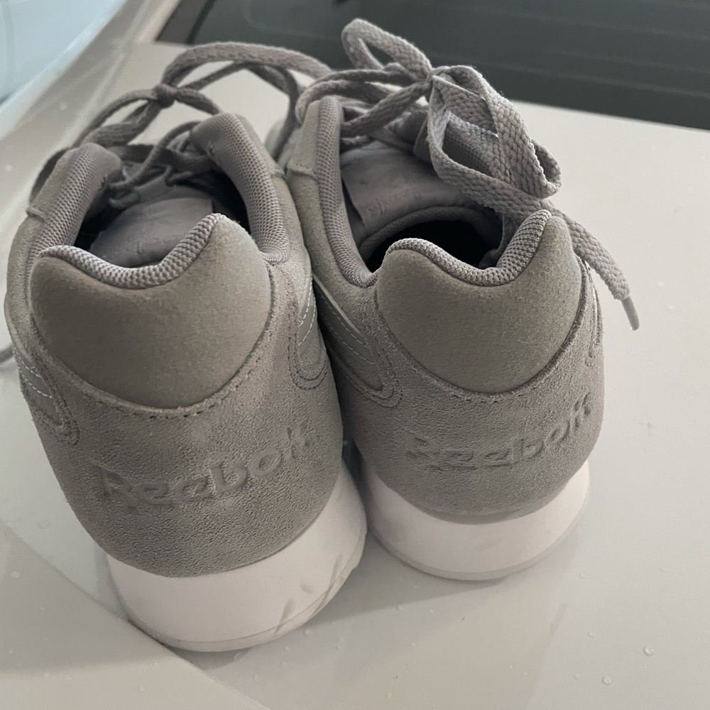 Vintage style Reebok’s - Picture 3 of 7